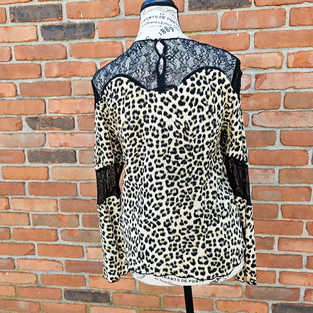 Zara Basic Leopard Print & Lace Long Sleeve Blous… - image 2